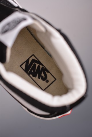 Vans Clash The Wall 'Navy' view 9