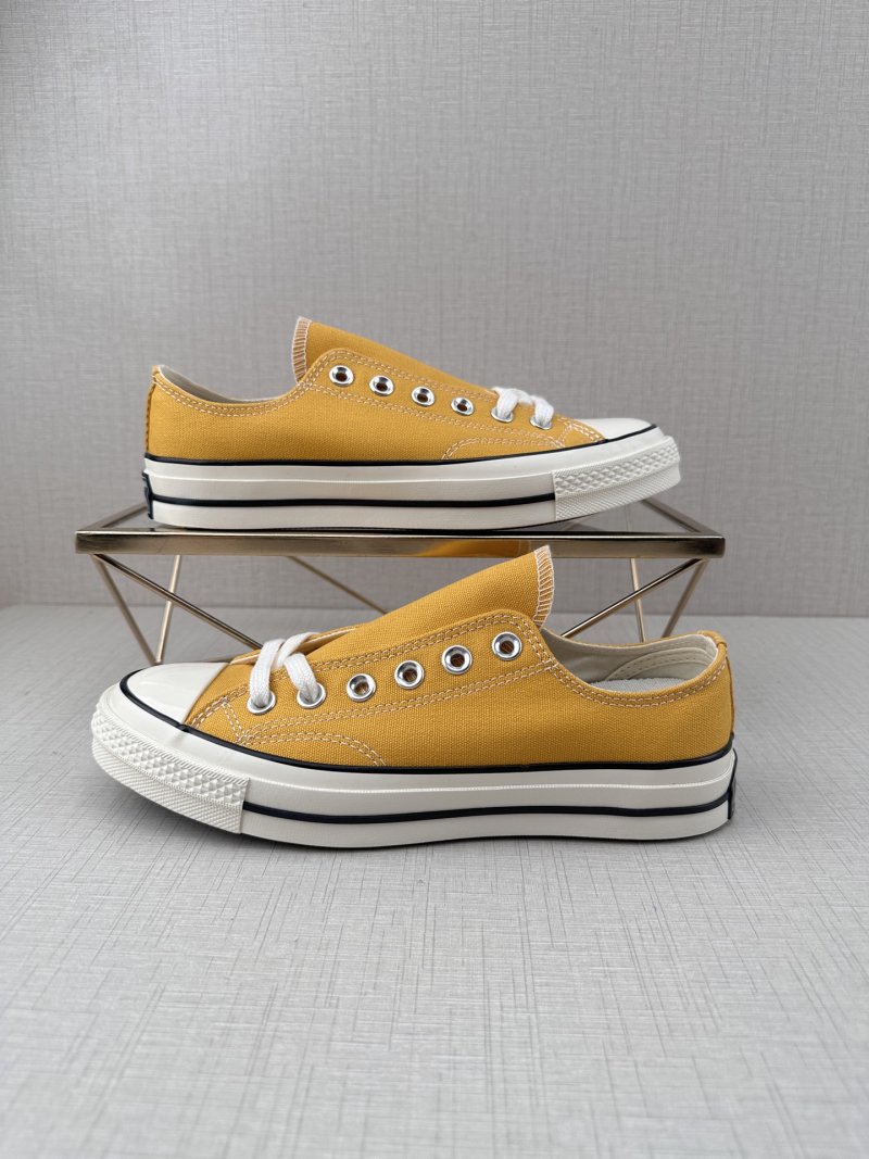 Converse 1970s 'Deep Green' view