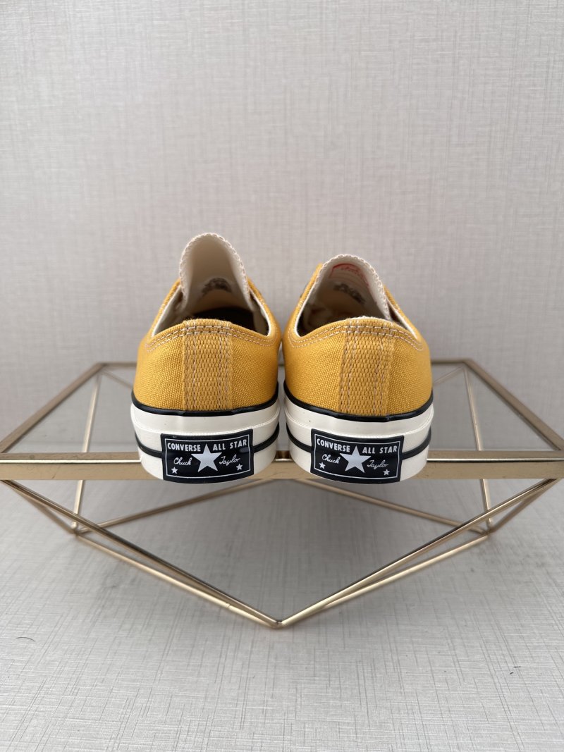 Converse 1970s 'Deep Green' view