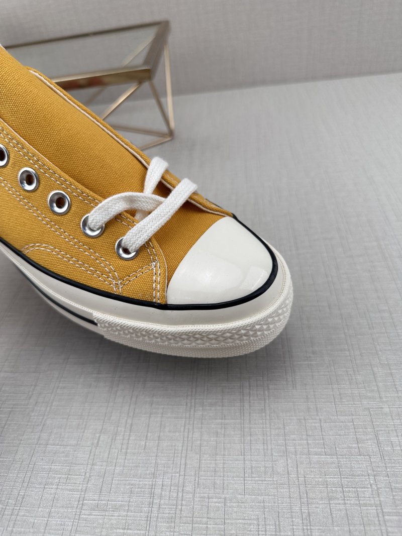 Converse 1970s 'Deep Green' view