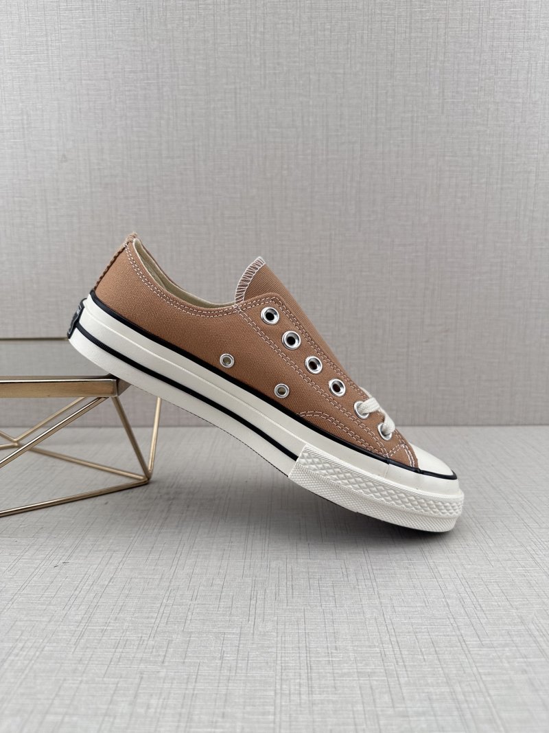 Converse 1970s 'Deep Green' view
