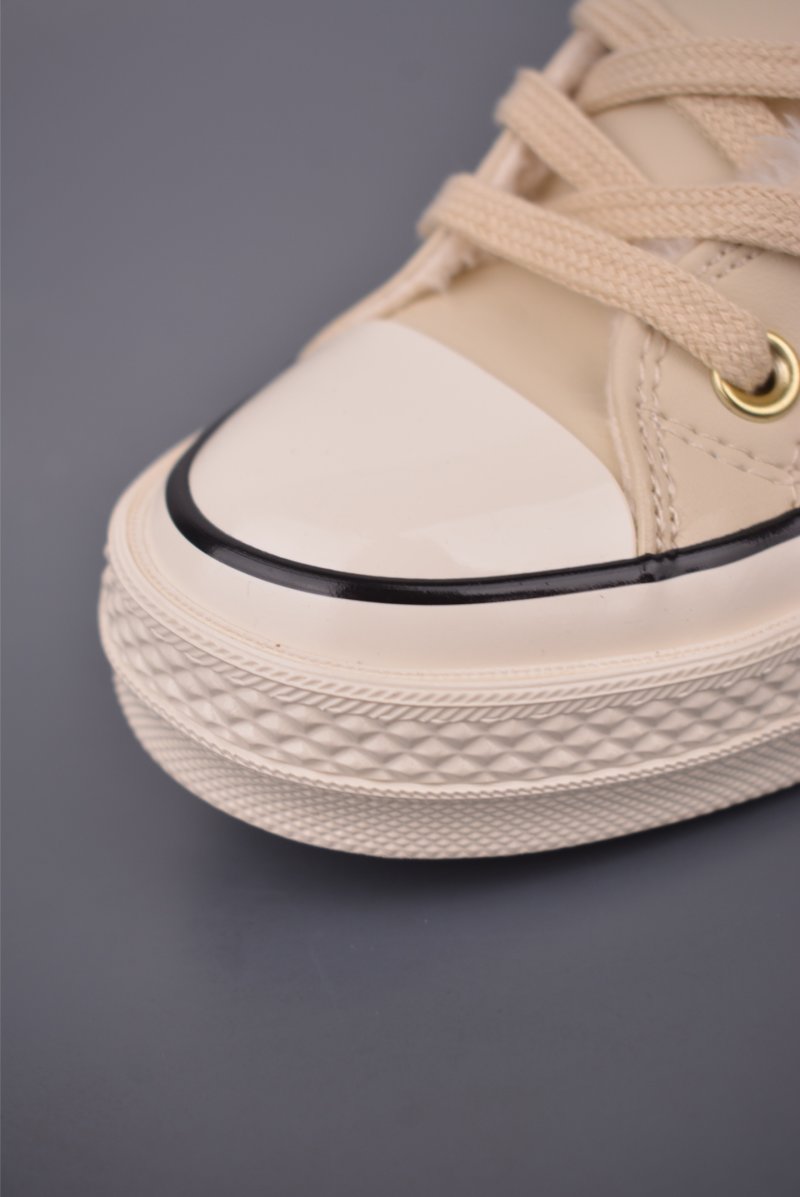 Converse Chuck 1970s Fur Lined 'Cream / Black / Gold' view