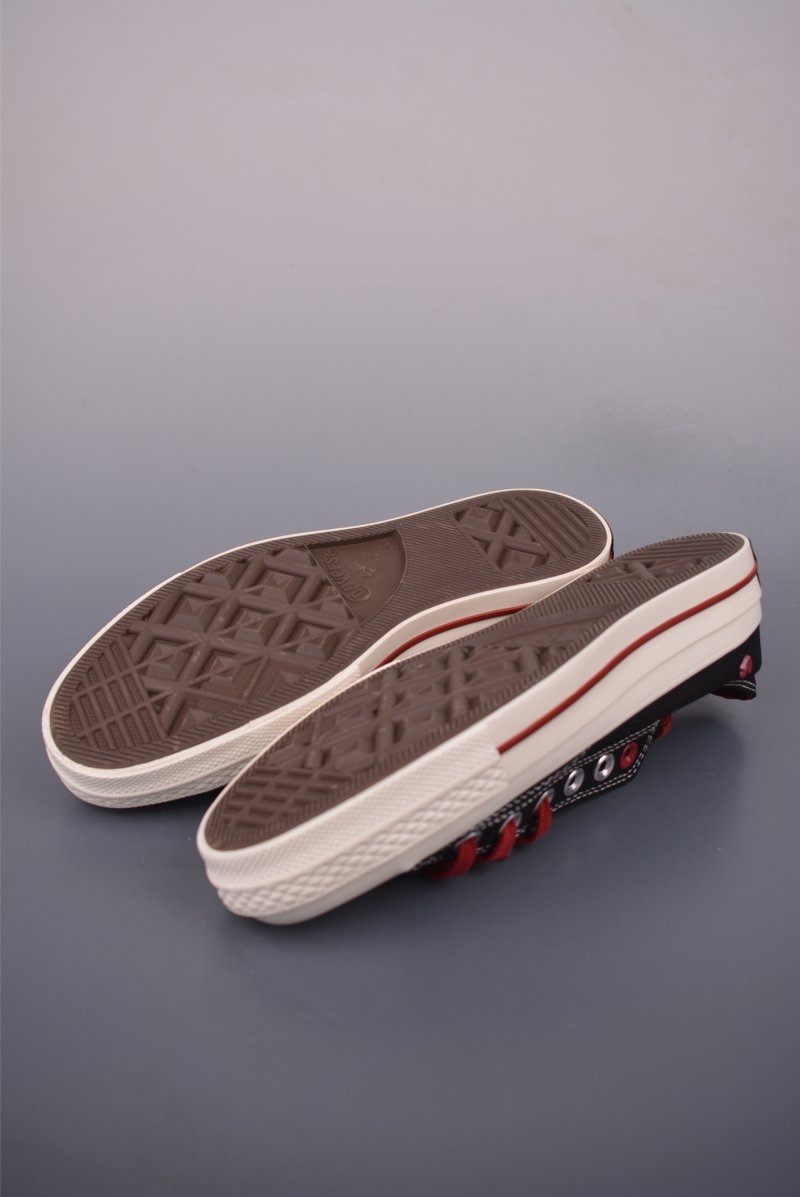 Converse Chuck 1970s 'Valentine's Day Black / Red' view