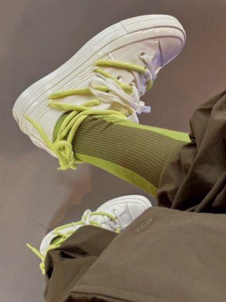 Converse Chuck 1970s Lace-Up view 1