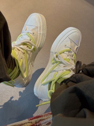 Converse Chuck 1970s Lace-Up view 3