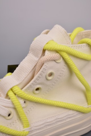 Converse Chuck 1970s Lace Detail view 7