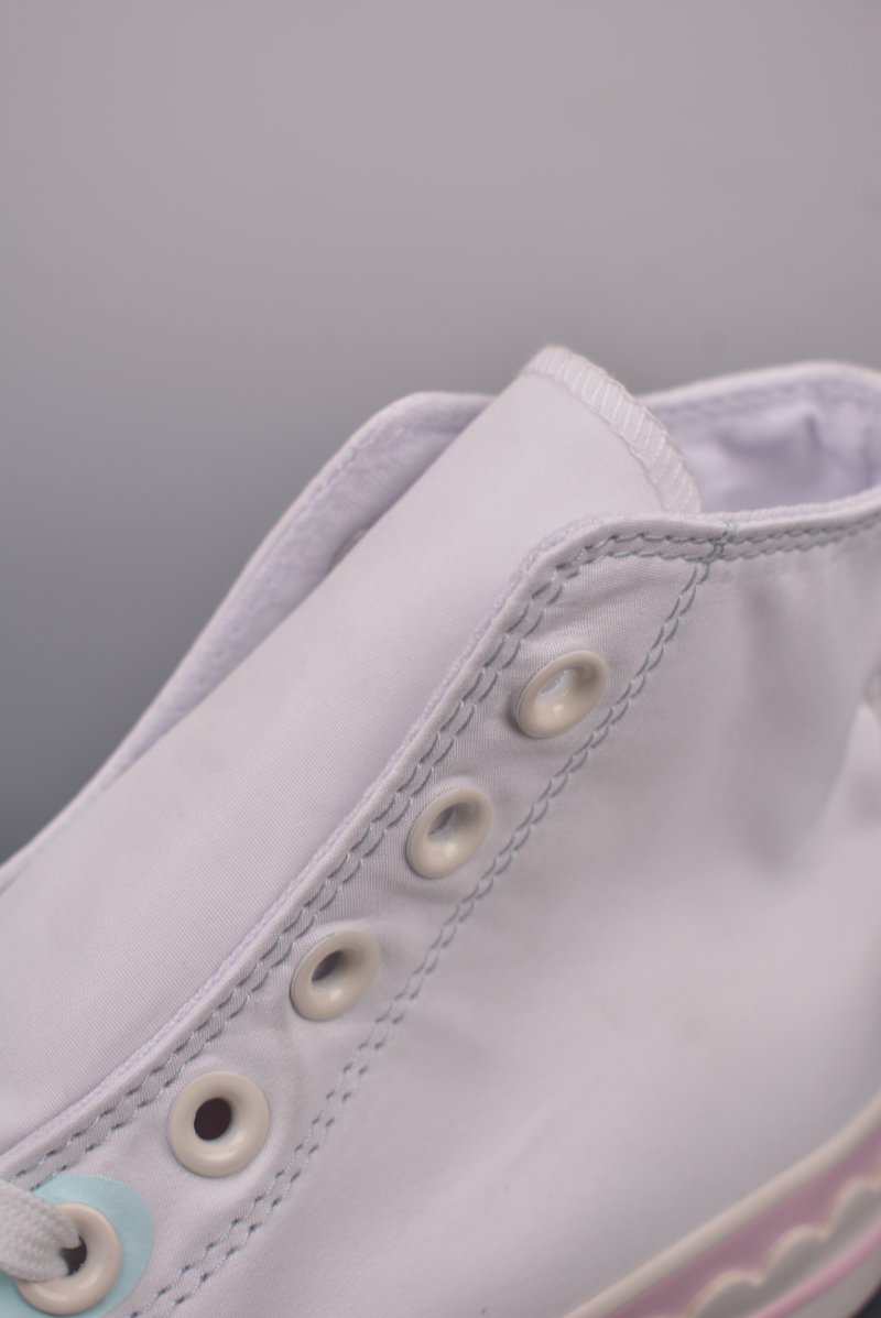 Converse Chuck 1970s 'Ice Cream Pink / White' view