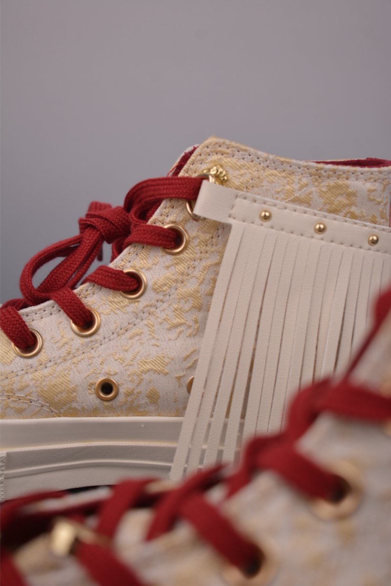 Converse Chuck 1970s CNY 'White / Red / Gold' view