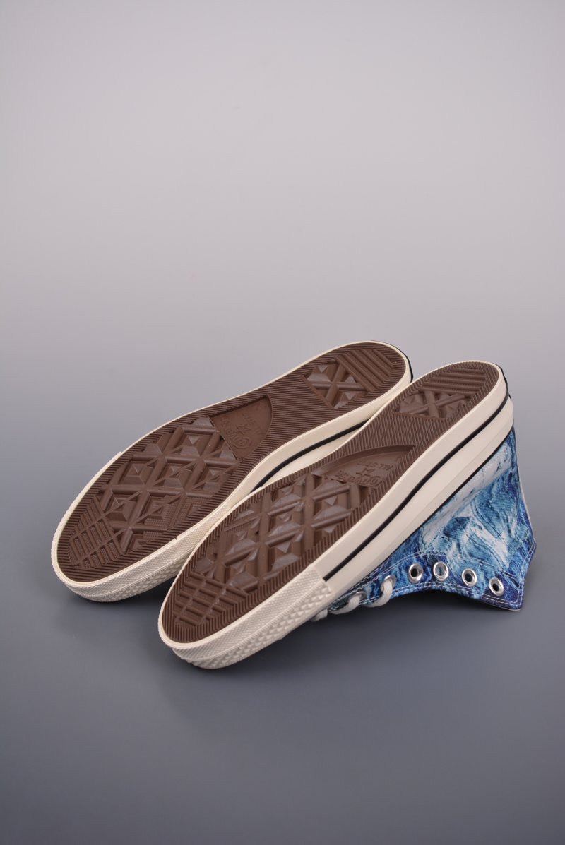 Converse Chuck 1970s 'Tie Dye Blue' view