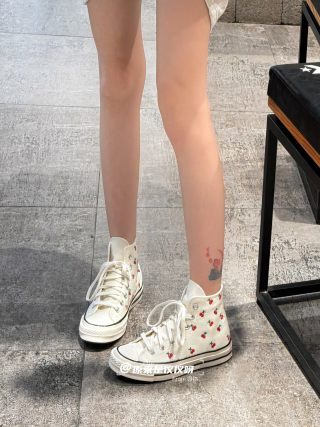 Converse Chuck 1970s Cherry Embroidered view 4