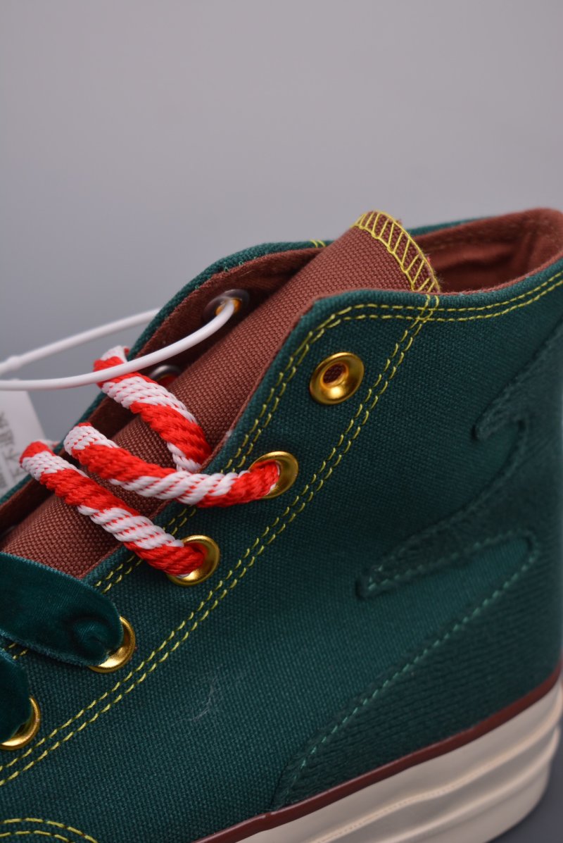 Converse Chuck 70s 'Christmas Brown / Green' view