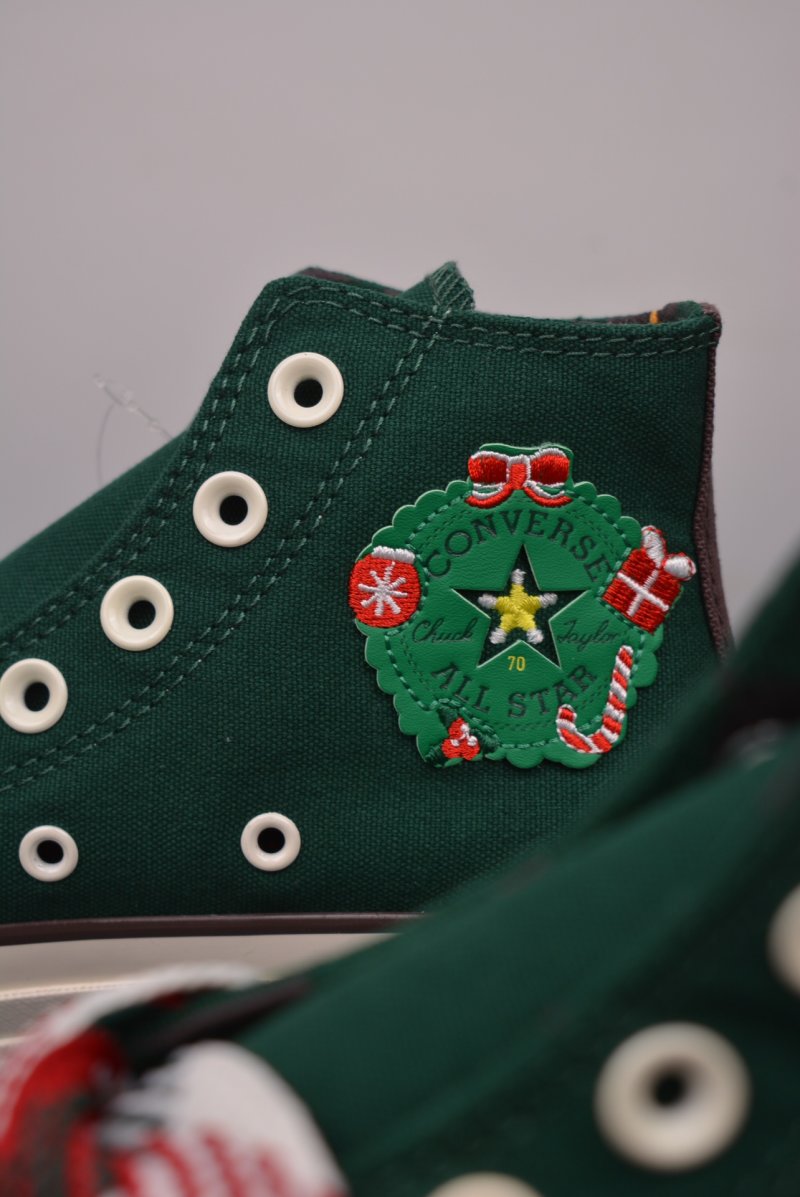 Converse Chuck 70s 'Christmas Wreath' view