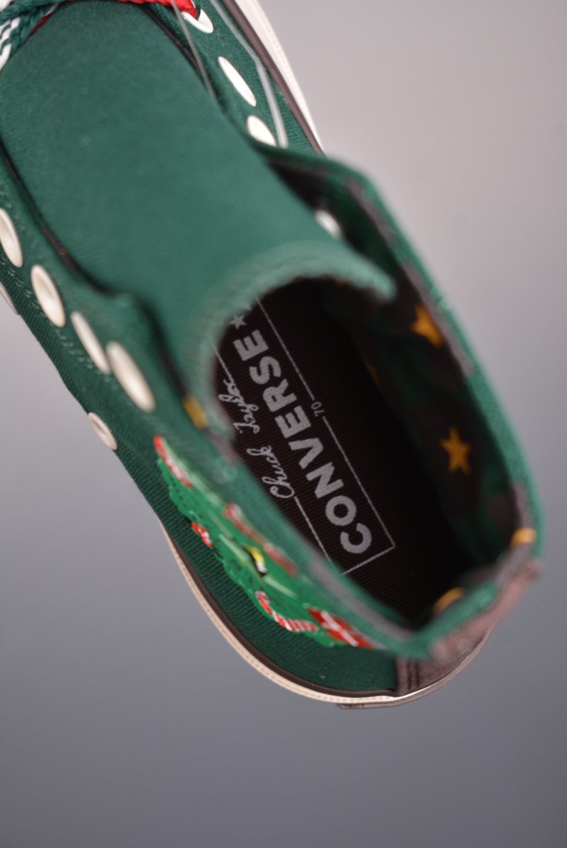 Converse Chuck 70s 'Christmas Wreath' view