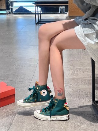 Converse Chuck 70s 'Christmas' view 1