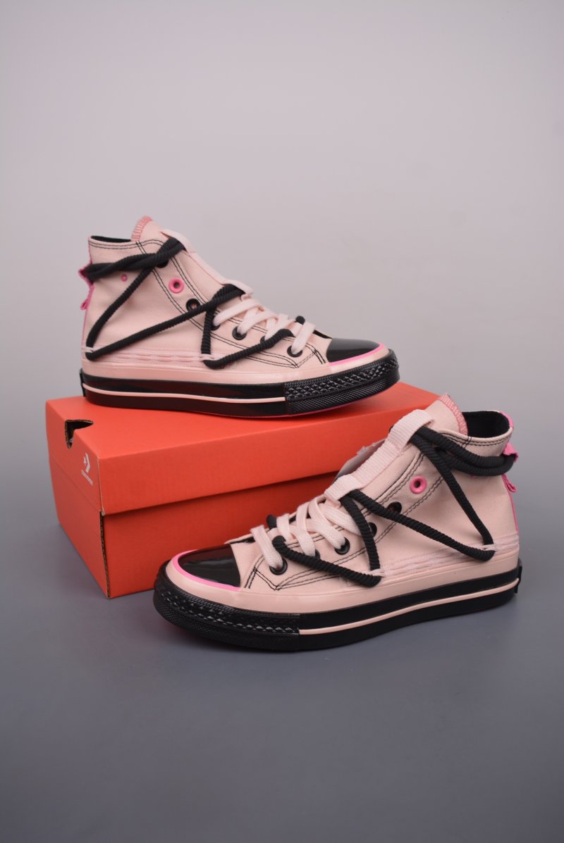 Converse Chuck 70s 'Black / Pink' view