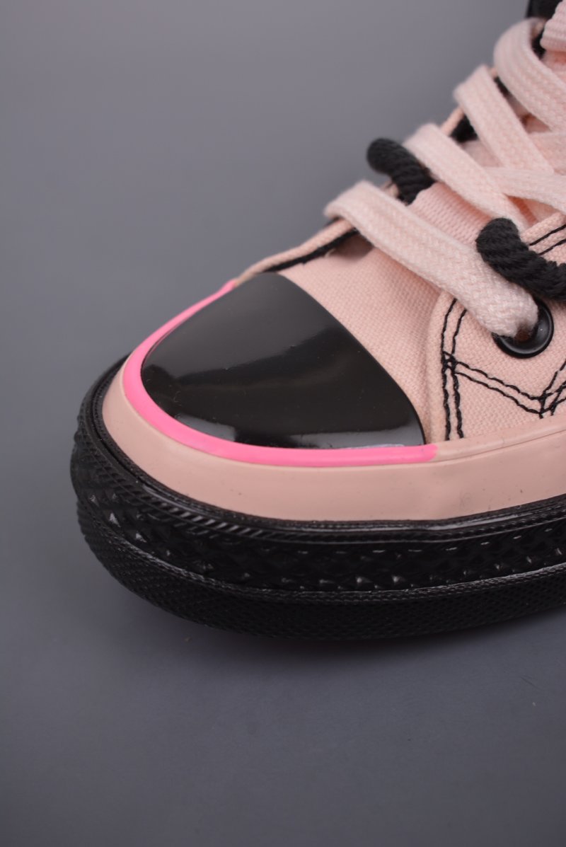 Converse Chuck 70s 'Black / Pink' view