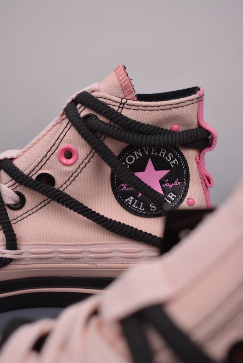 Converse Chuck 70s 'Black / Pink' view