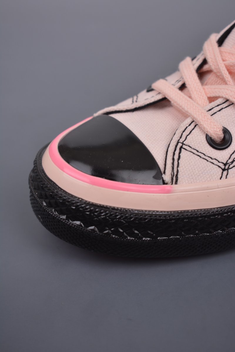 Converse Chuck 70s 'Black / Pink' view