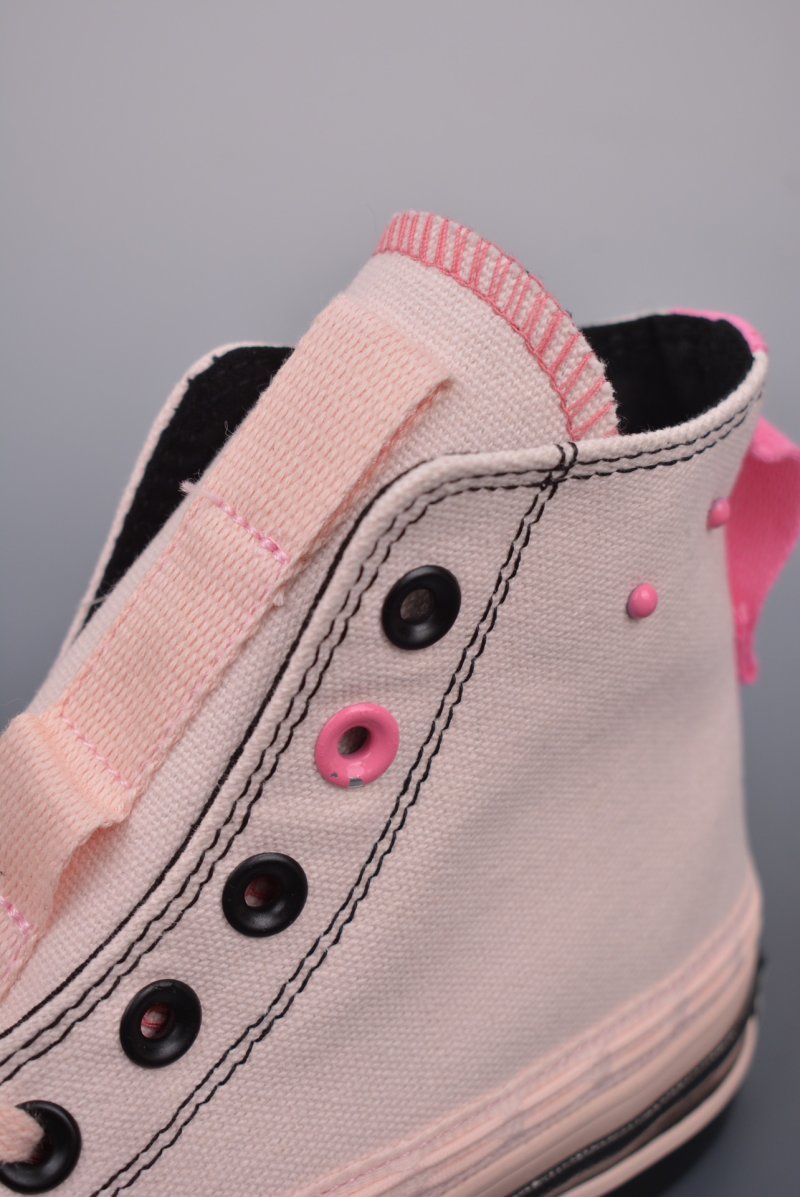 Converse Chuck 70s 'Black / Pink' view