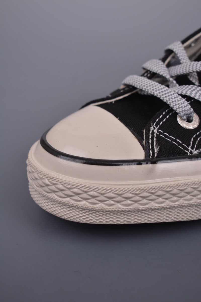 Converse Chuck 70 Hacked Heel view