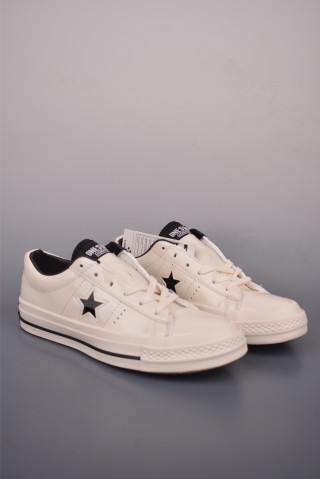 Converse One Star Leather 'White / Black' view 1