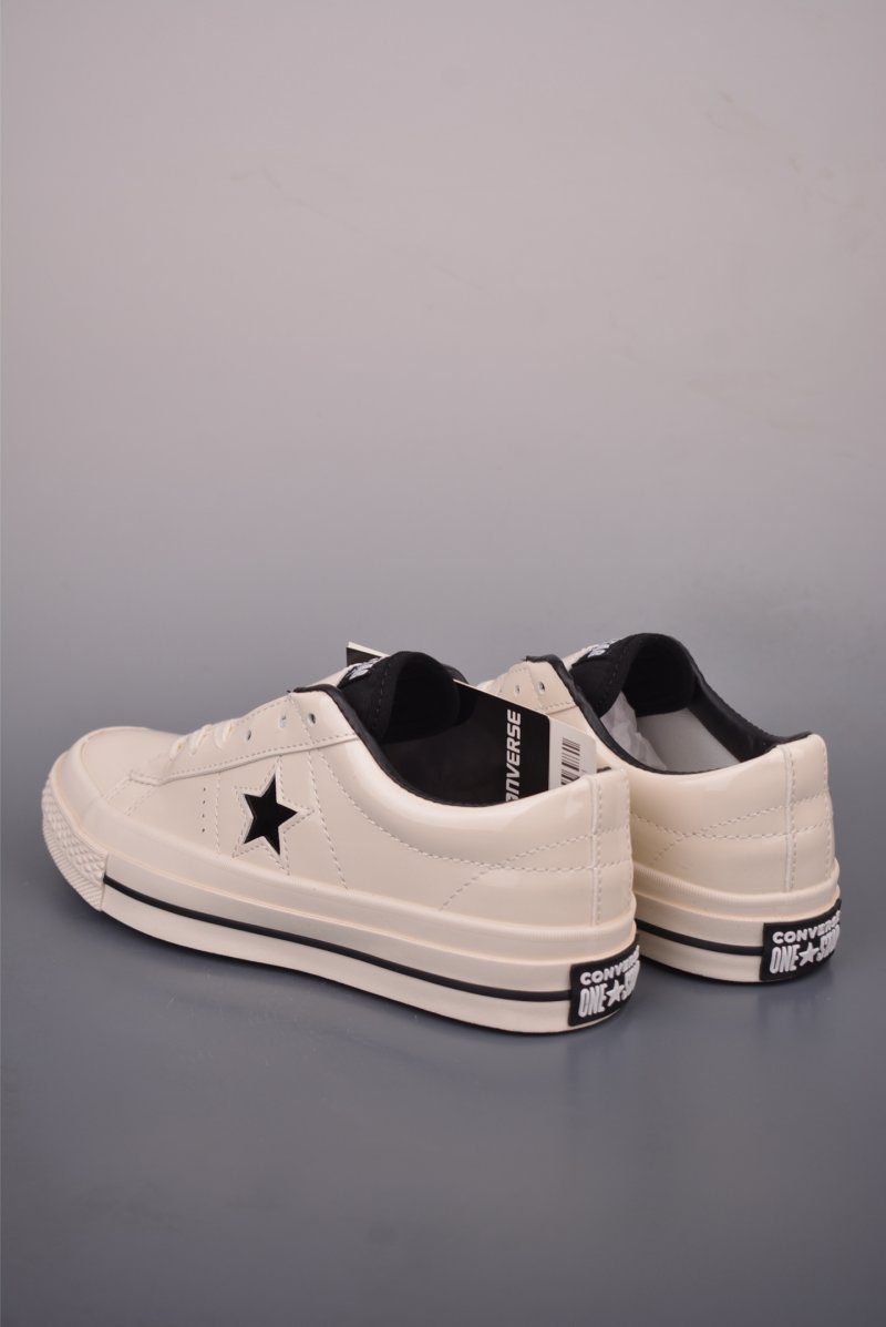 Converse One Star Leather 'White / Black' view