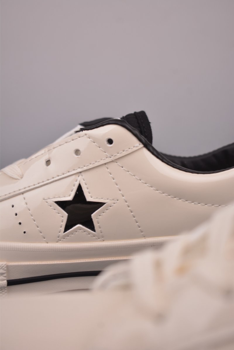 Converse One Star Leather 'White / Black' view