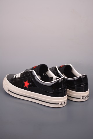 Converse One Star Leather 'Black / Red' view 2