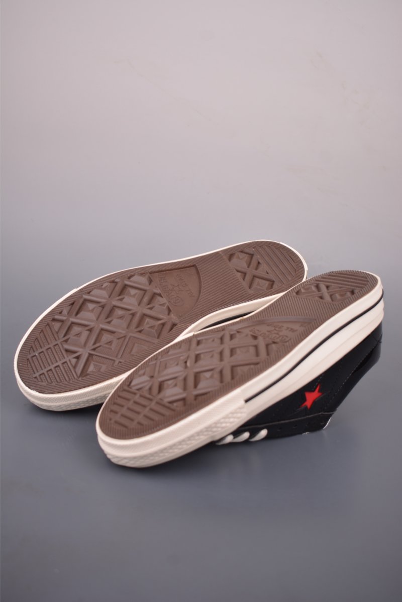 Converse One Star Leather 'Black / Red' view