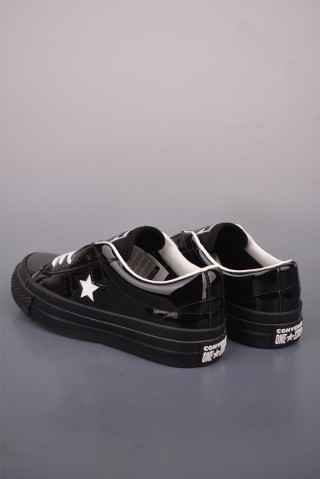 Converse One Star 'Black / White' view 2