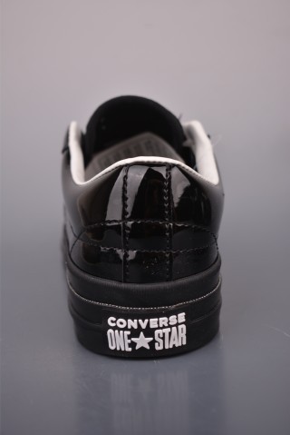 Converse One Star 'Black / White' view 4