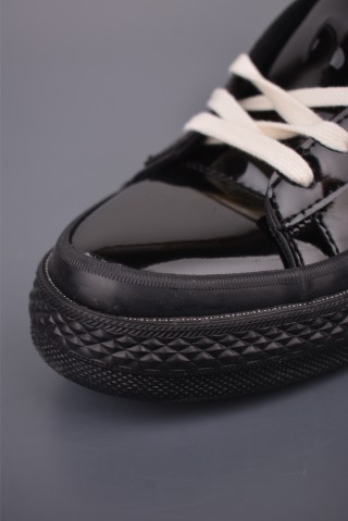 Converse One Star 'Black / White' view 6