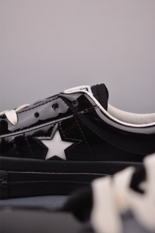 Converse One Star 'Black / White' view 8