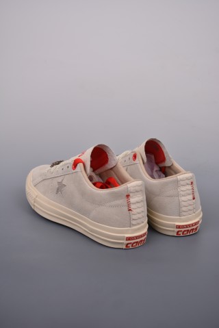 Converse One Star Pro Dragon Year 'Red / Gold' view 2