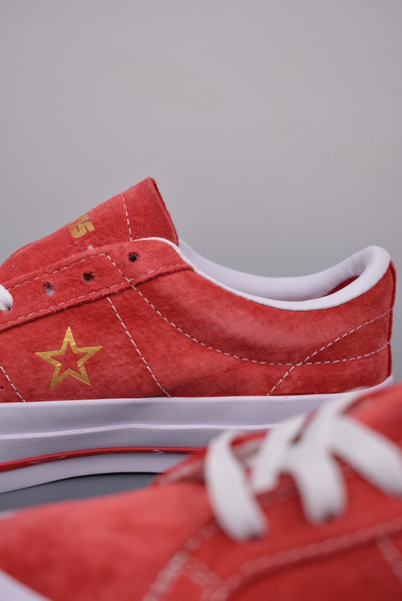 Converse One Star Pro 'Gold' view