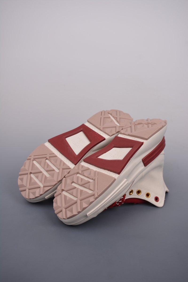 Converse Run Star Legacy 'White / Red / Gold' view