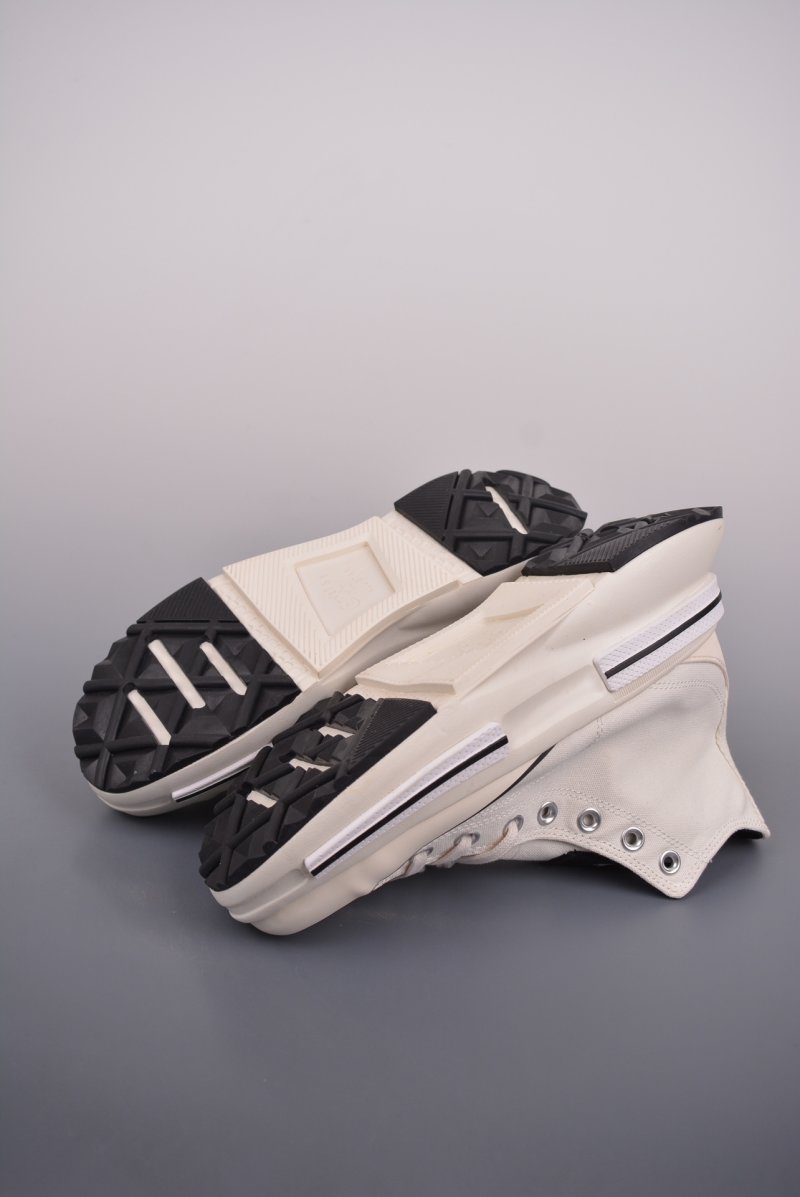 Converse Run Star Legacy 'Panda' view