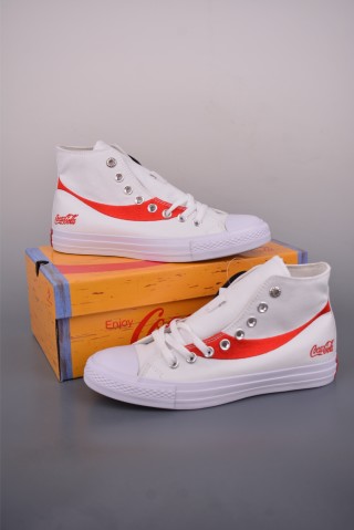Converse x Coca-Cola Chuck 'Black / White / Red' view 5
