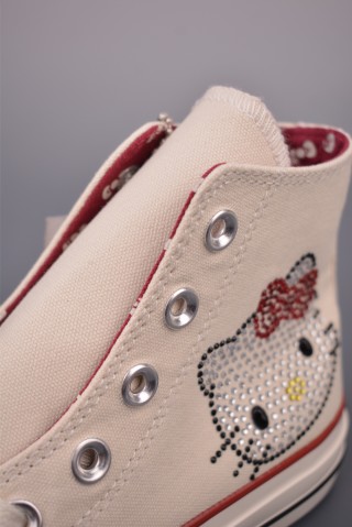 Converse x Hello Kitty And Friends x Swarovski view 7