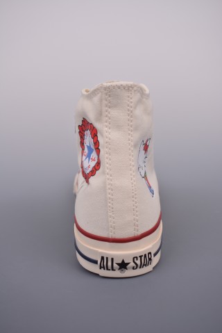 Converse x Hello Kitty And Friends view 4