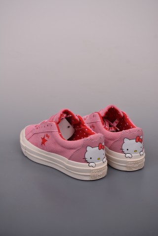 Converse x Hello Kitty One Star 'Pink' view 2