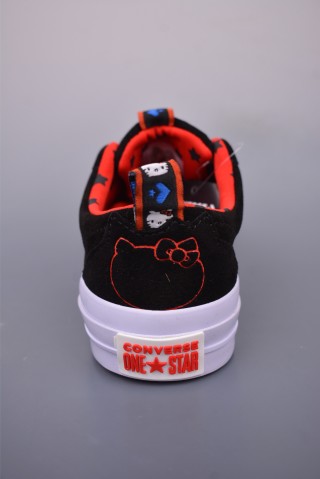 Converse x Hello Kitty One Star 'Black / Red' view 4