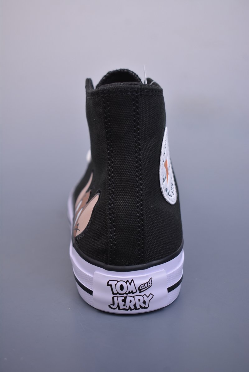 Converse x Tom and Jerry Chuck Taylor 'Black / White' view