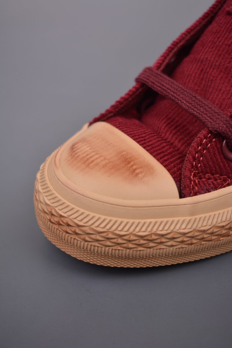Converse x Wonka Chuck Taylor 'Burgundy / Gold' view
