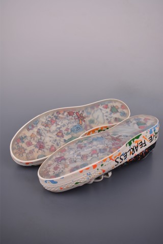 Converse x Yuanyang (Wang Yuan) Chuck 70 'Born Free Love' 'Multi Color' view 3