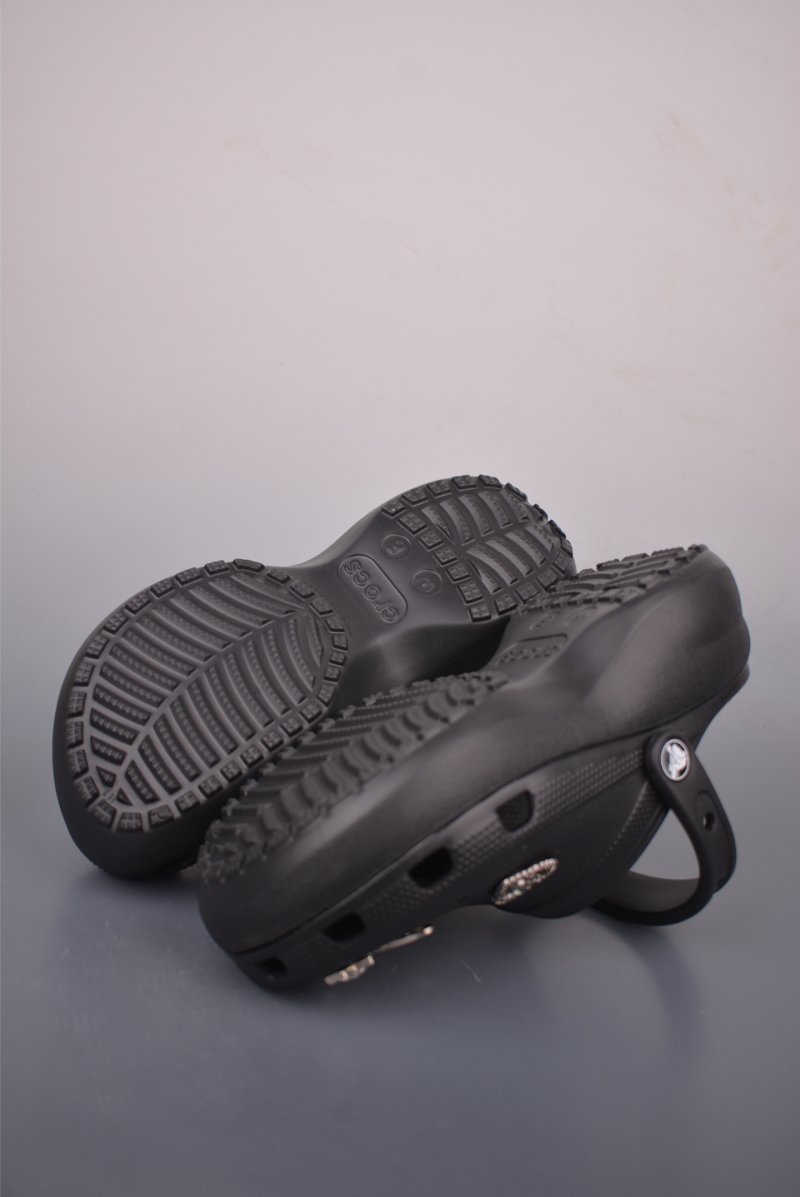 Crocs Classic Clog 'Croslite' view
