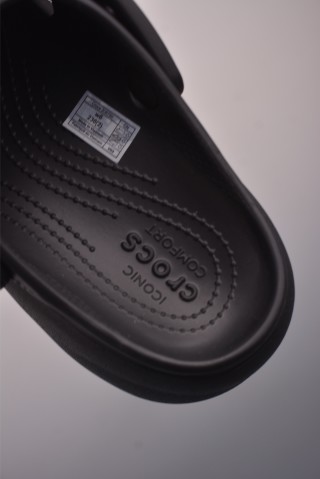 Crocs Classic Clog 'Croslite' view 8