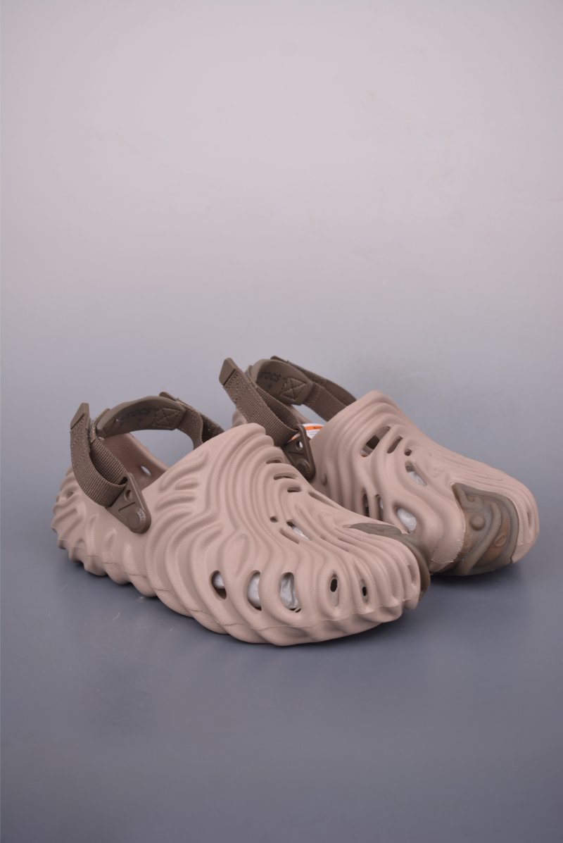 Crocs Classic Clog 'Croslite' view
