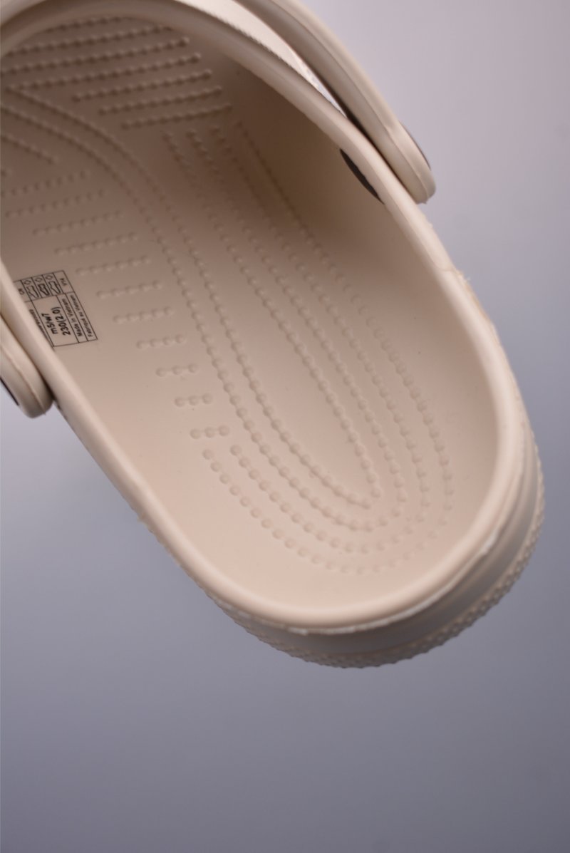 Crocs Classic Clog 'Celebrity' view