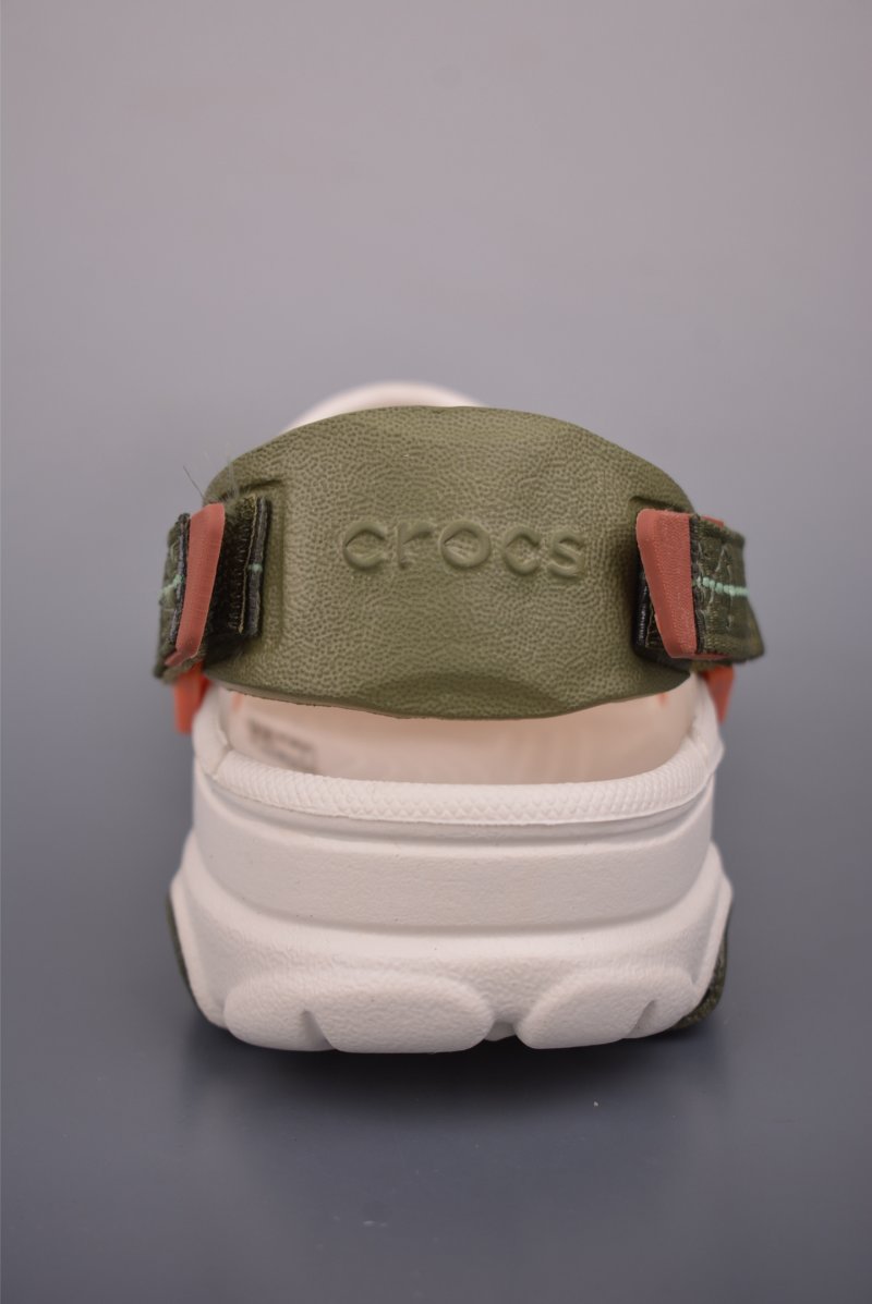 Crocs Classic Clog 'Croslite' view